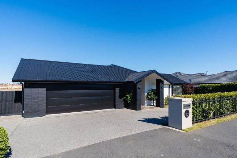 Photo of property in 87 Wingatui Road, Mosgiel, 9024