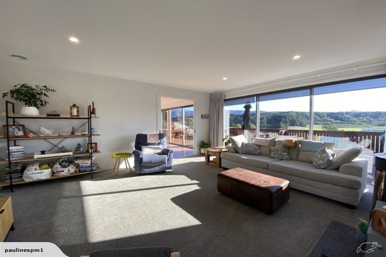 Photo of property in 11 Bell Bird Rise, Picton, 7220