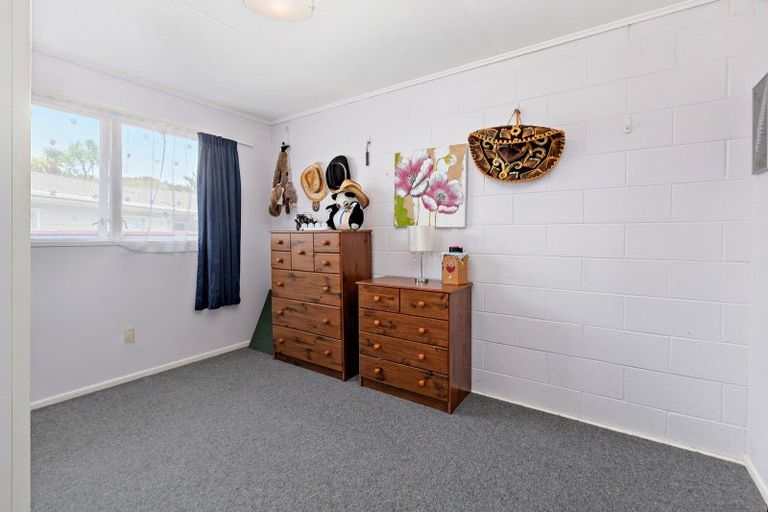 Photo of property in 2/74 Mohaka Street, Wainuiomata, Lower Hutt, 5014