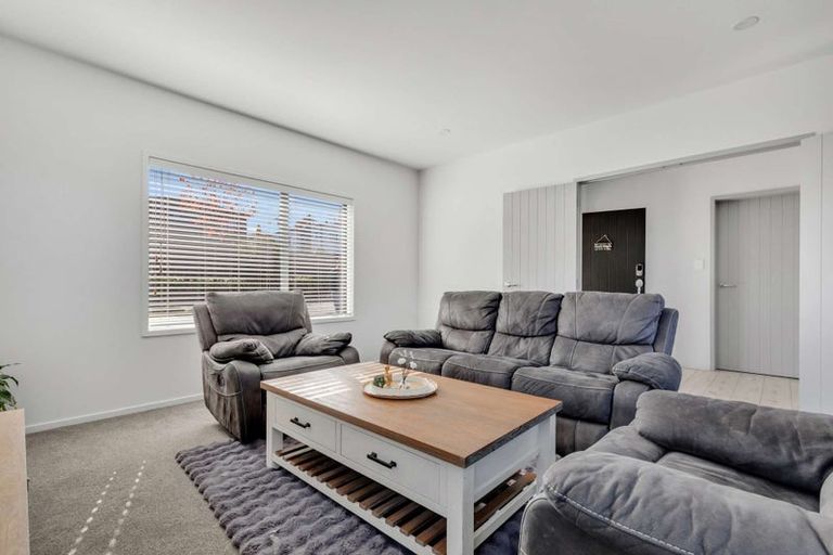 Photo of property in 51 Boundary Road, Opaheke, Papakura, 2113