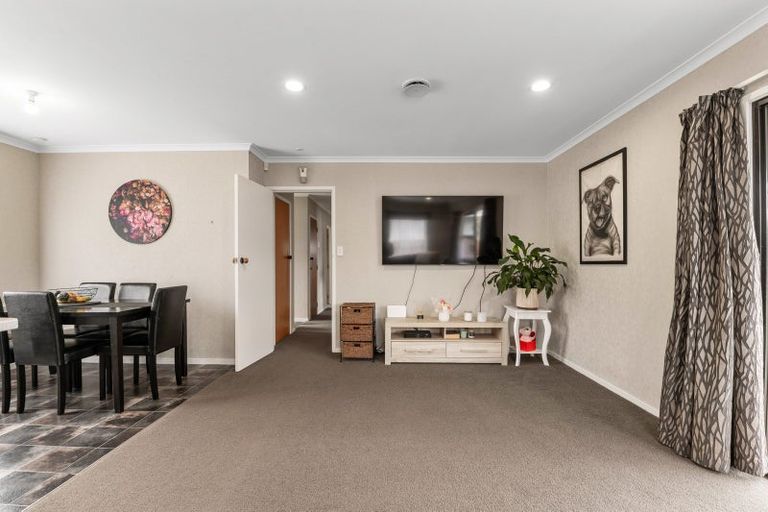 Photo of property in 74 Blomfield Street, Pukehangi, Rotorua, 3015