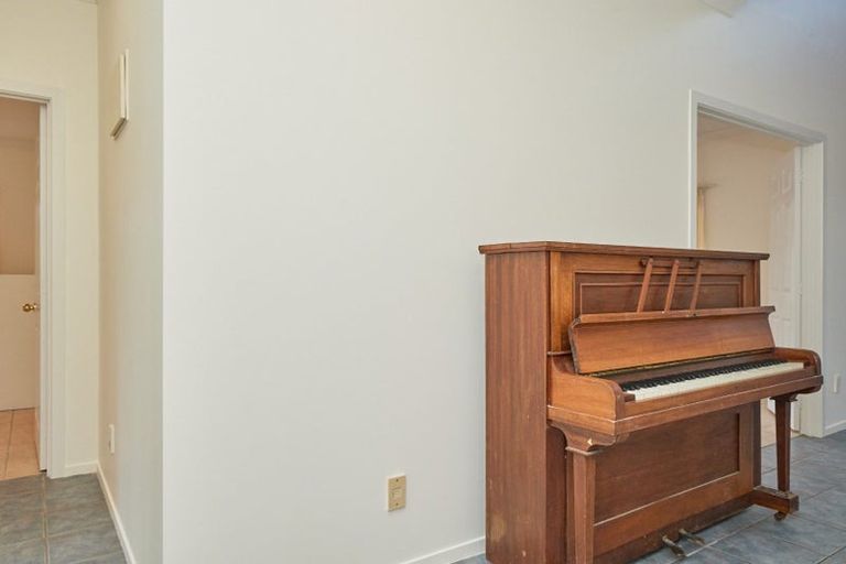 Photo of property in 150 Nixon Road, Taupaki, Henderson, 0782