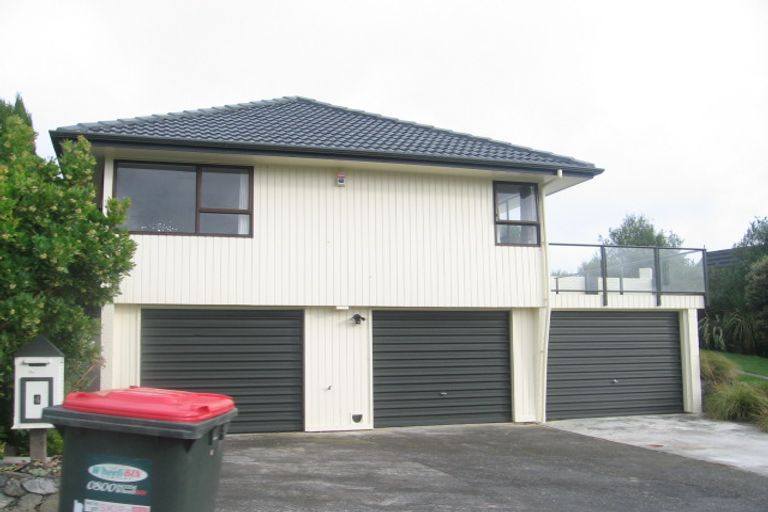Photo of property in 4 Exploration Way, Whitby, Porirua, 5024
