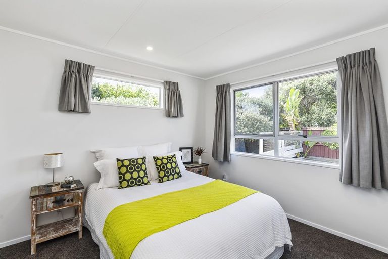 Photo of property in 67b Ngapaki Street, Waikanae Beach, Waikanae, 5036