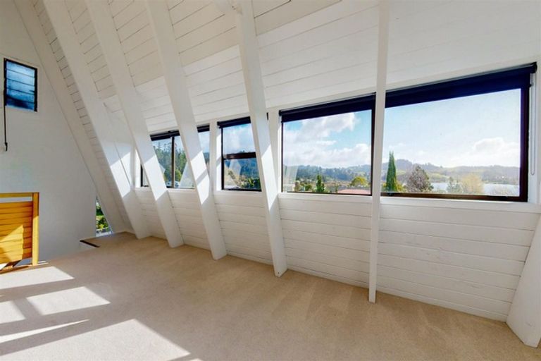 Photo of property in 18 Diamond Drive, Tairua, 3508