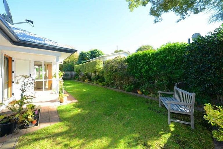 Photo of property in 1/94a Maidstone Road, Ilam, Christchurch, 8041