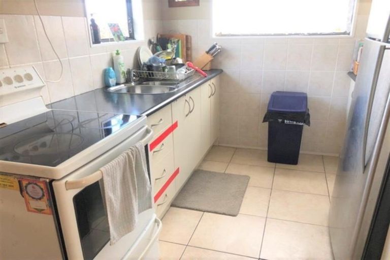 Photo of property in 1/12 Avis Avenue, Papatoetoe, Auckland, 2025