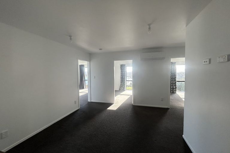 Photo of property in 27 Eskdale Road, Papakowhai, Porirua, 5024