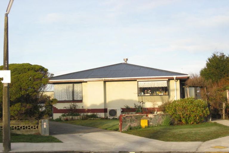 Photo of property in 30 Dumbarton Place, Strathern, Invercargill, 9812