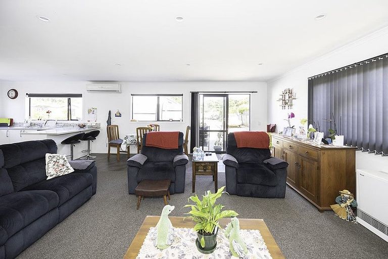 Photo of property in 43 Cobblestone Road, Kakanui, Oamaru, 9495