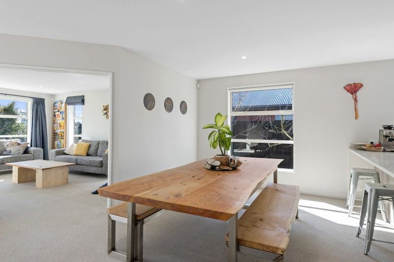 Photo of property in 14 Kilkivan Lane, Broomfield, Christchurch, 8042