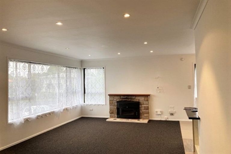 Photo of property in 3 Sexton Place, Manurewa East, Auckland, 2102
