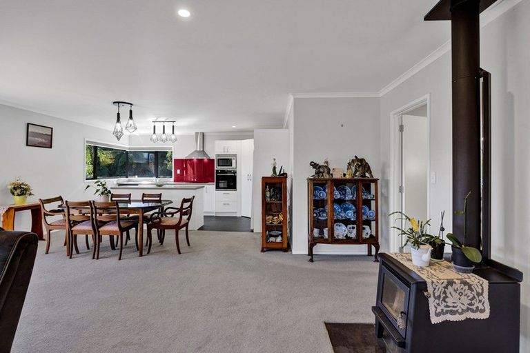 Photo of property in 50 Oberon Street, Stratford, 4332