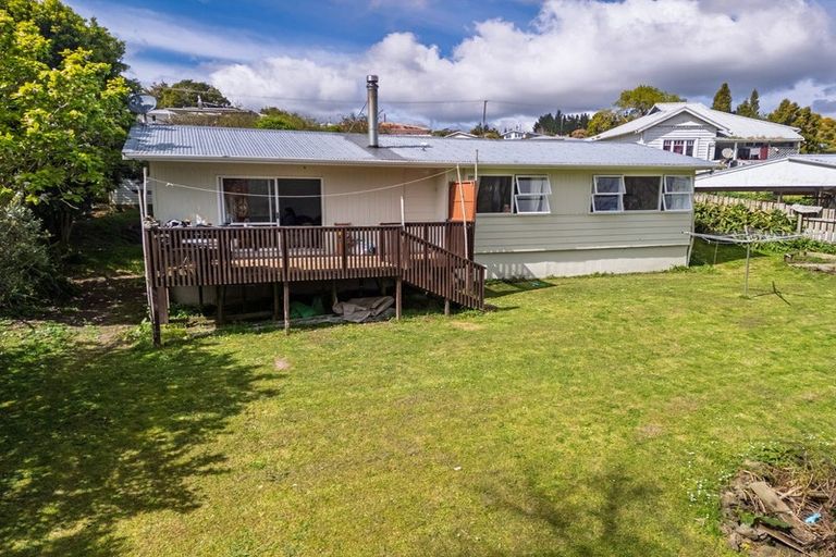 Photo of property in 20 Derrick Road, Kawakawa, 0210