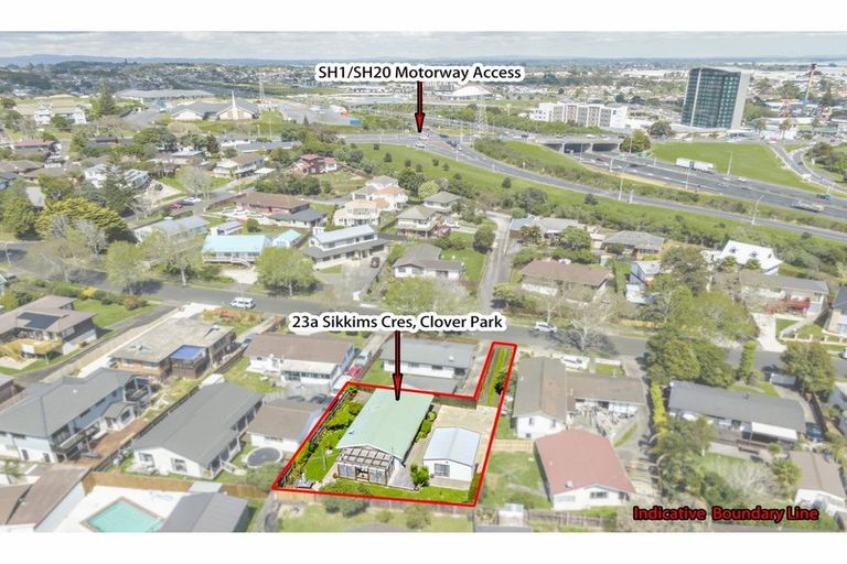 Photo of property in 1/23 Sikkim Crescent, Clover Park, Auckland, 2019