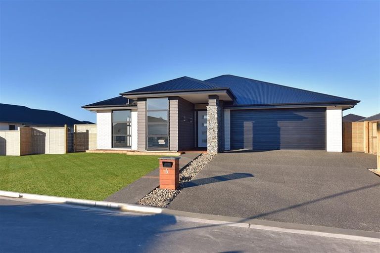Photo of property in 6 Blair Place, Kaiapoi, 7630