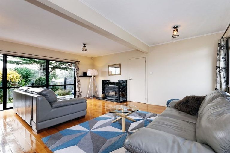 Photo of property in 50 Chorley Avenue, Massey, Auckland, 0614