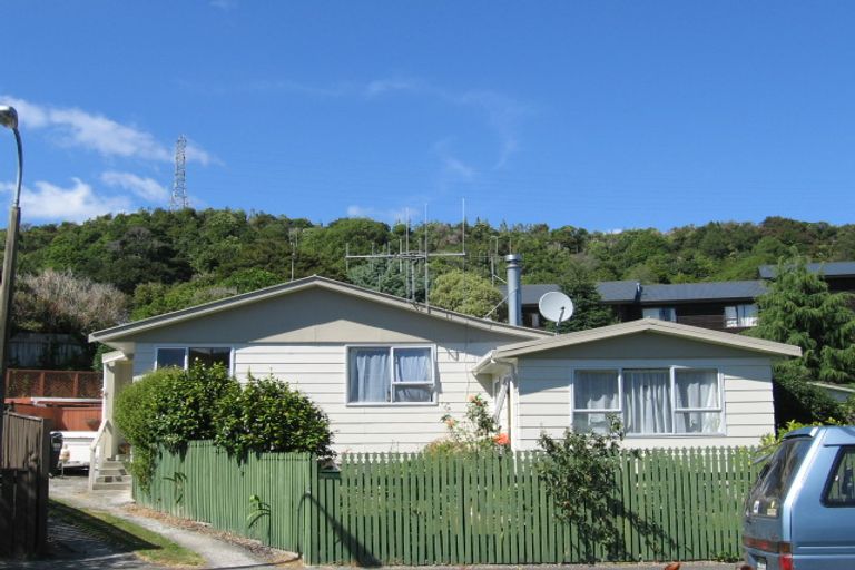 Photo of property in 9b Beryl Grove, Birchville, Upper Hutt, 5018
