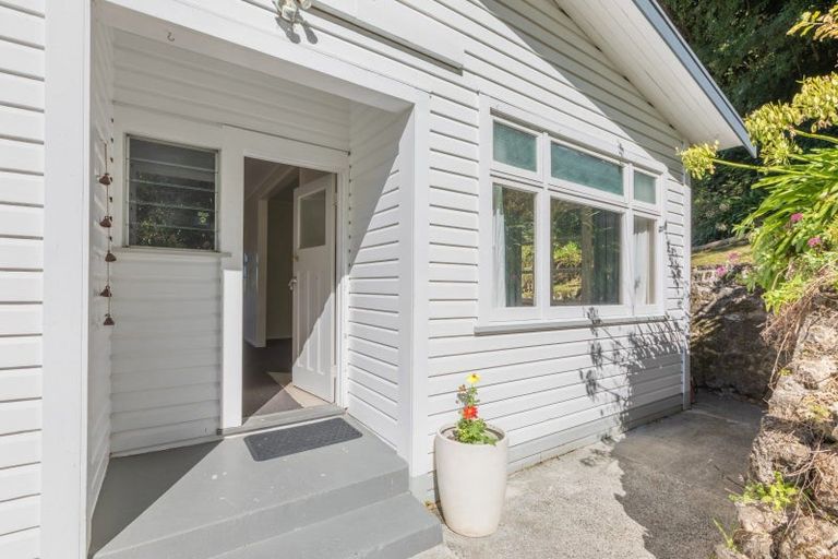 Photo of property in 7 Smale Terrace, Hospital Hill, Napier, 4110