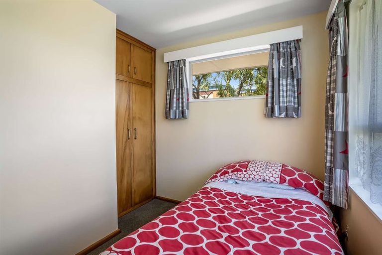 Photo of property in 76 Bush Street, Rangiora, 7400