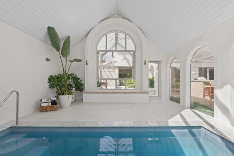 Photo of property in 93 Carlton Mill Road, Merivale, Christchurch, 8014