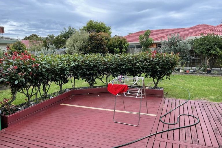 Photo of property in 142 Millhouse Drive, Northpark, Auckland, 2013