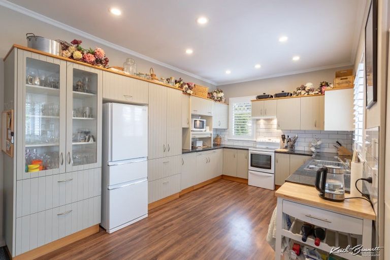 Photo of property in 48 Ararino Street, Trentham, Upper Hutt, 5018