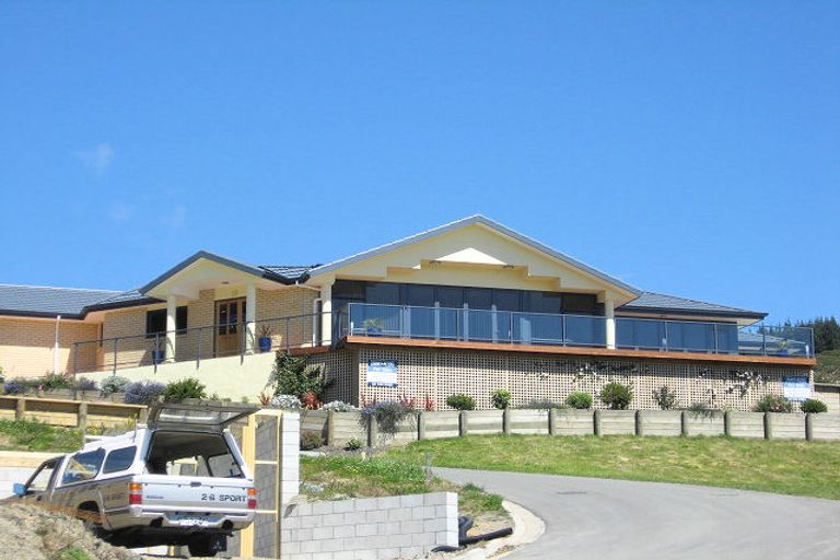 Photo of property in 18 Springlea Heights, Atawhai, Nelson, 7010