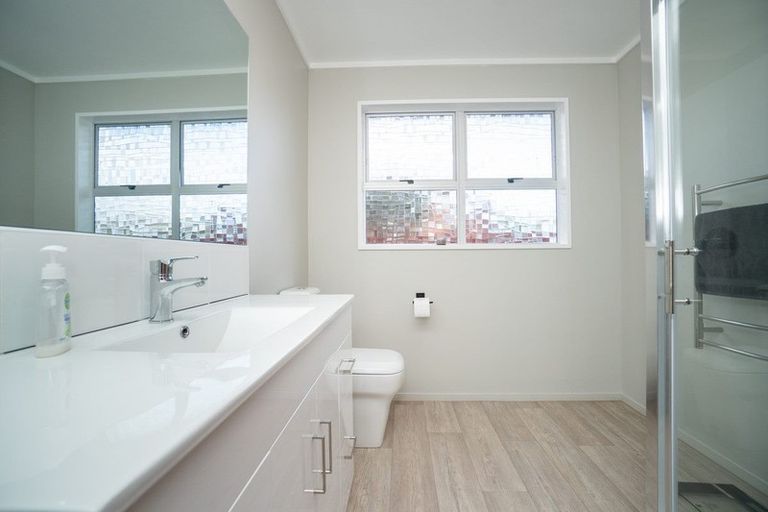 Photo of property in 46 Maxwells Line, Awapuni, Palmerston North, 4412