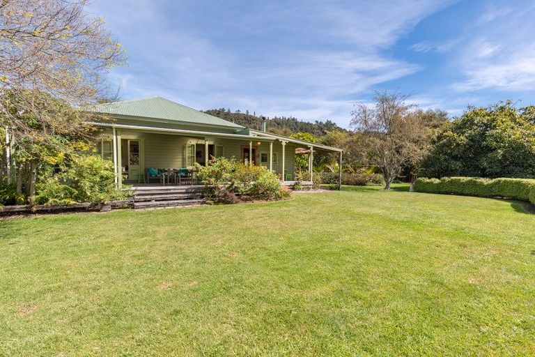 Photo of property in 173 Tangmere Road, Takaka, 7183