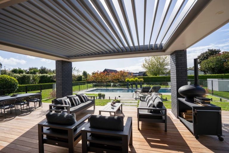 Photo of property in 3/45 Saint Kilda Road, Cambridge, 3434