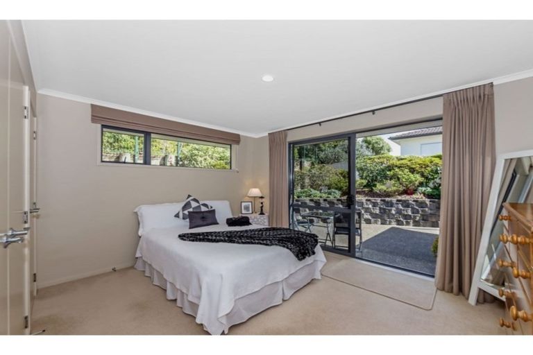 Photo of property in 66 Grovenor Drive, Orewa, 0931