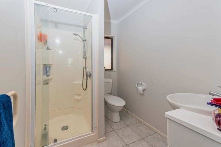Photo of property in 12 Reybert Place, Massey, Auckland, 0614