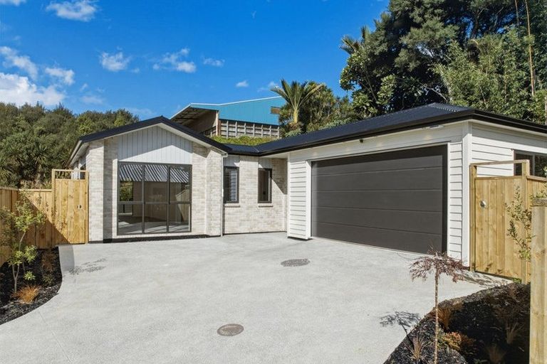 Photo of property in 18 Rongoa Maori Way, Pukekohe, 2120