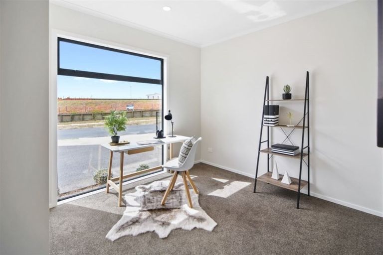 Photo of property in 33 Brywood Rise, Flagstaff, Hamilton, 3210