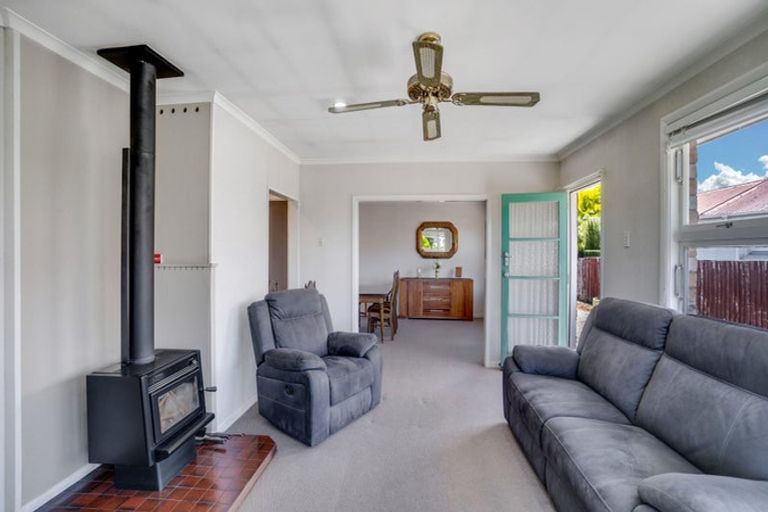 Photo of property in 3 Akaroa Street, Kaiapoi, 7630
