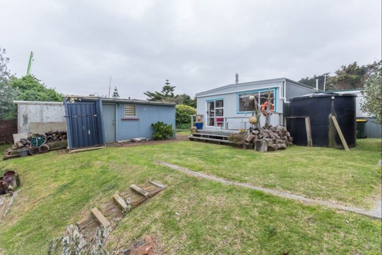 Photo of property in 149 Kahukura Avenue, Waitarere Beach, Levin, 5510