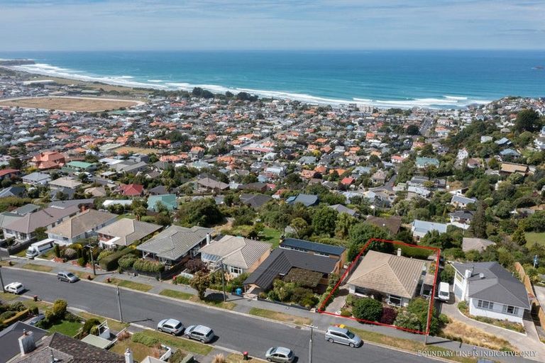 Photo of property in 149 Easther Crescent, Kew, Dunedin, 9012