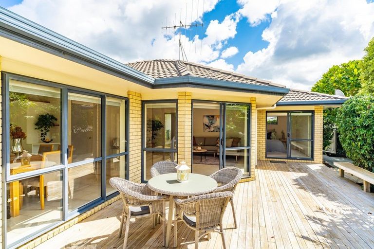 Photo of property in 11 Daviot Place, Te Kamo, Whangarei, 0112