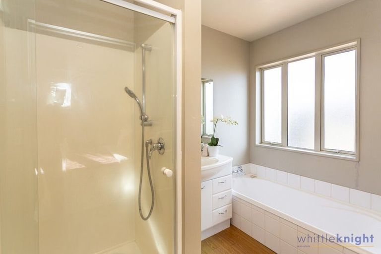 Photo of property in 4a Elizabeth Street, Riccarton, Christchurch, 8011