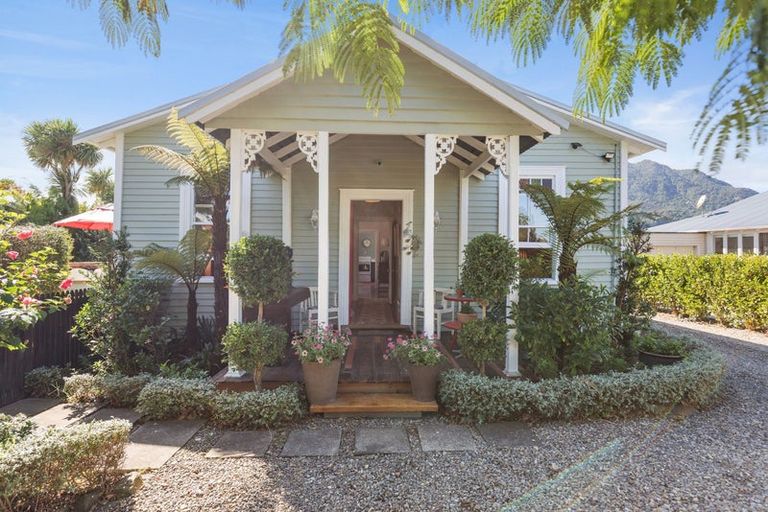 Photo of property in 12 Stanley Avenue, Te Aroha, 3320