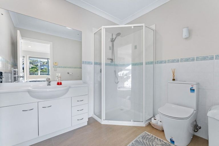 Photo of property in 22 Greenway Rise, Gulf Harbour, Whangaparaoa, 0930