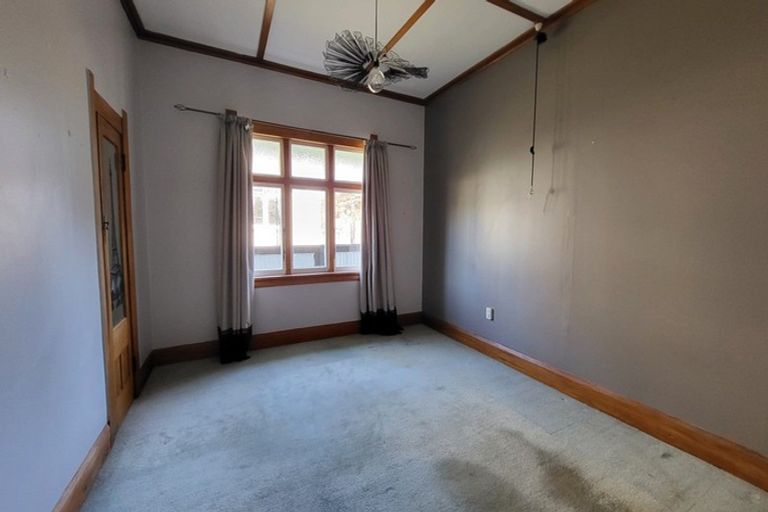 Photo of property in 14 Hunia Street, Marton, 4710