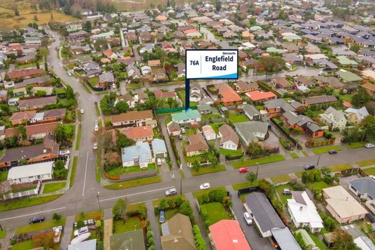 Photo of property in 76a Englefield Road, Northwood, Christchurch, 8051