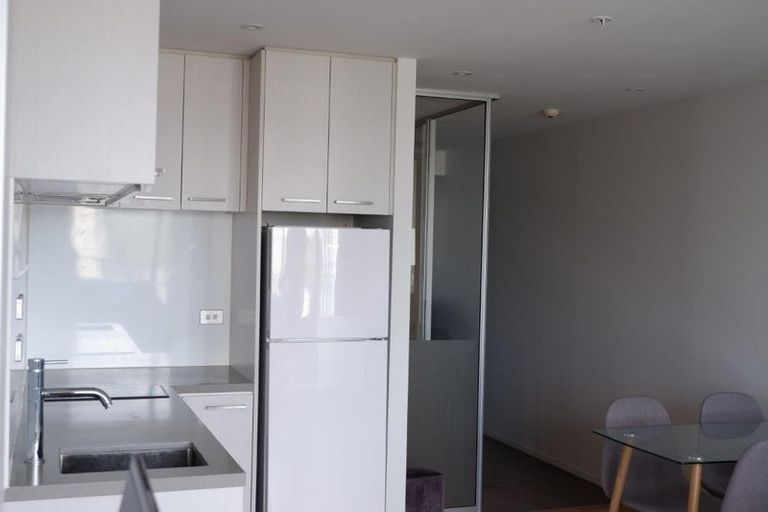 Photo of property in Queen's Residences, 1103/8 Airedale Street, Auckland Central, Auckland, 1010