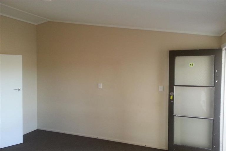 Photo of property in 3/312 Massey Road, Mangere East, Auckland, 2024