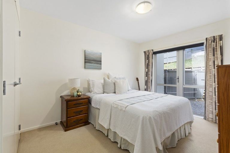 Photo of property in St Giles Court Apartments, 18/6 Vallance Street, Kilbirnie, Wellington, 6022