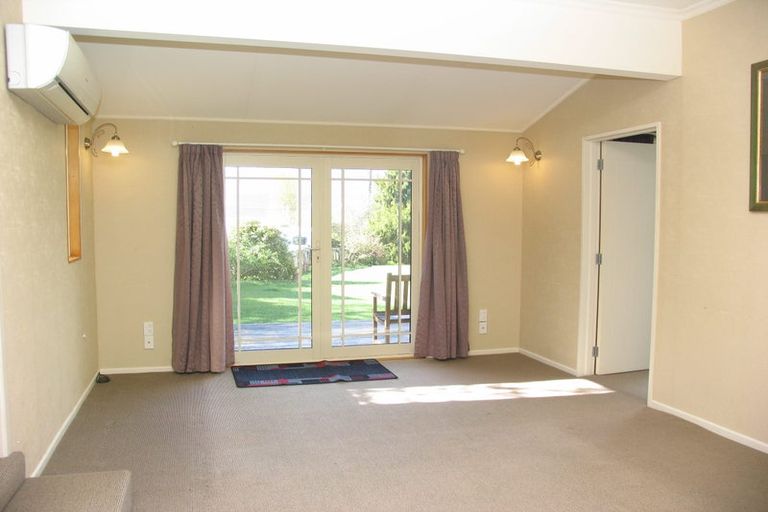 Photo of property in 109 Kent Street, Kingston, Athol, 9793