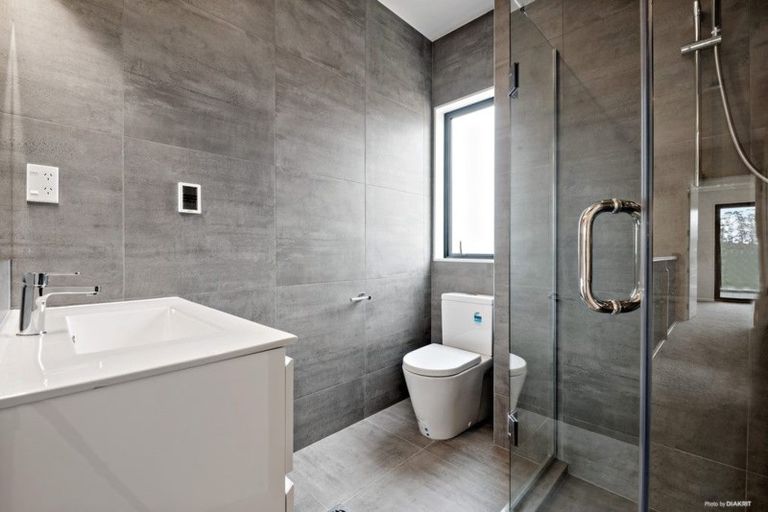 Photo of property in 13 Waka Street, Albany Heights, Auckland, 0632