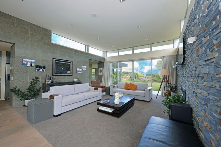 Photo of property in 141 Awamoa Road, Holmes Hill, Oamaru, 9401